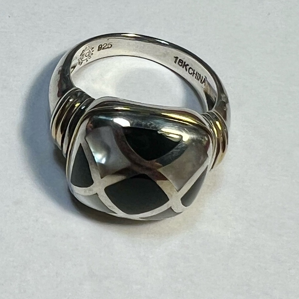 Ring by Eric Grossbardt 925/18k gold China, Accents Black Onyx MOP sz 7.0, 8.9 g
